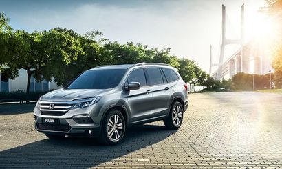 Honda озвучила российские цены на новый Pilot