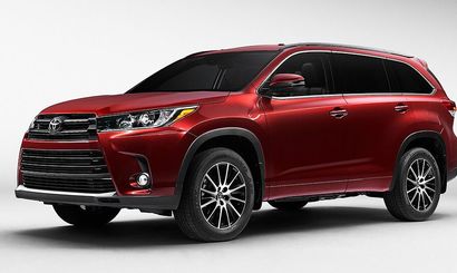 Toyota представит в Нью-Йорке рестайлинговый Highlander