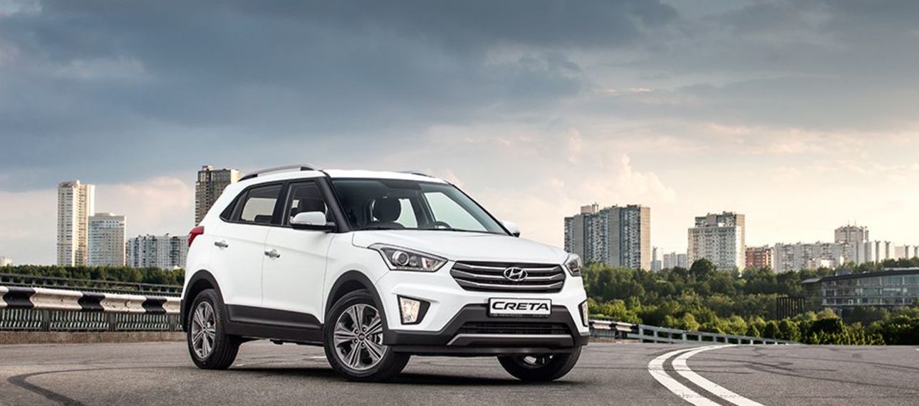 Toyota показала российский вариант обновленного седана Corolla