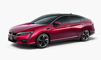 Водородомобиль Honda Clarity отправится покорять Америку