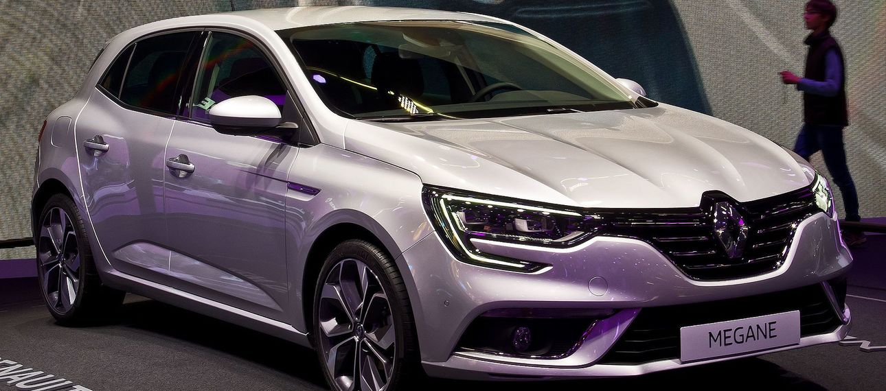 Renault Megan – новая серийная модель вышла на дорожные испытания!