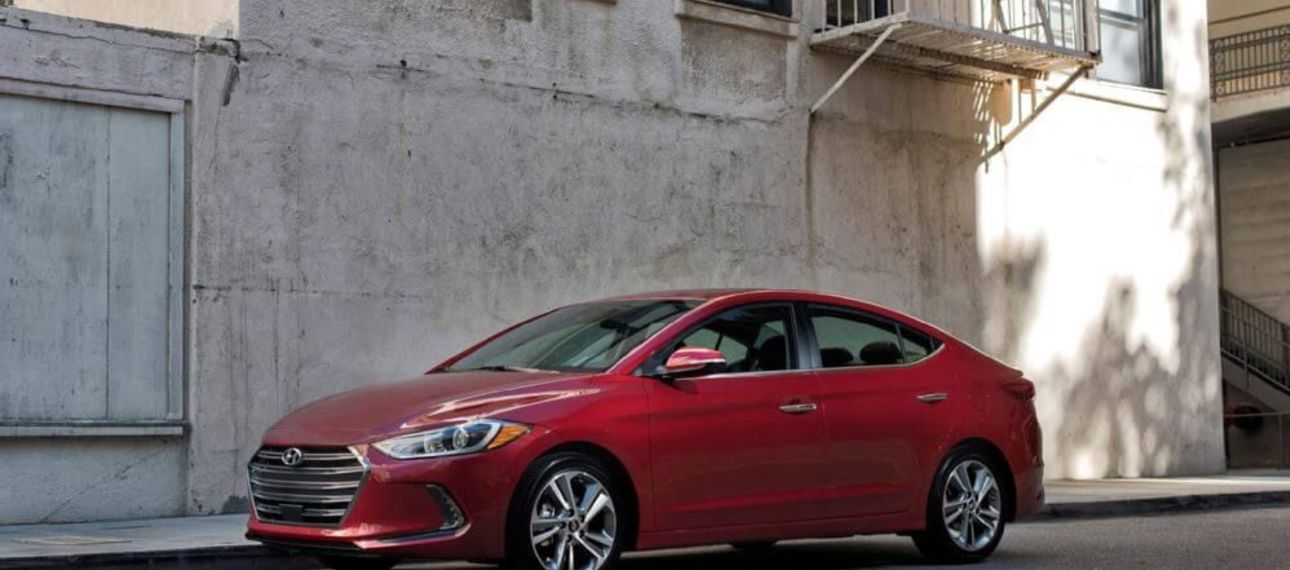 Американский вариант Hyundai Elantra обзавелся новым движком