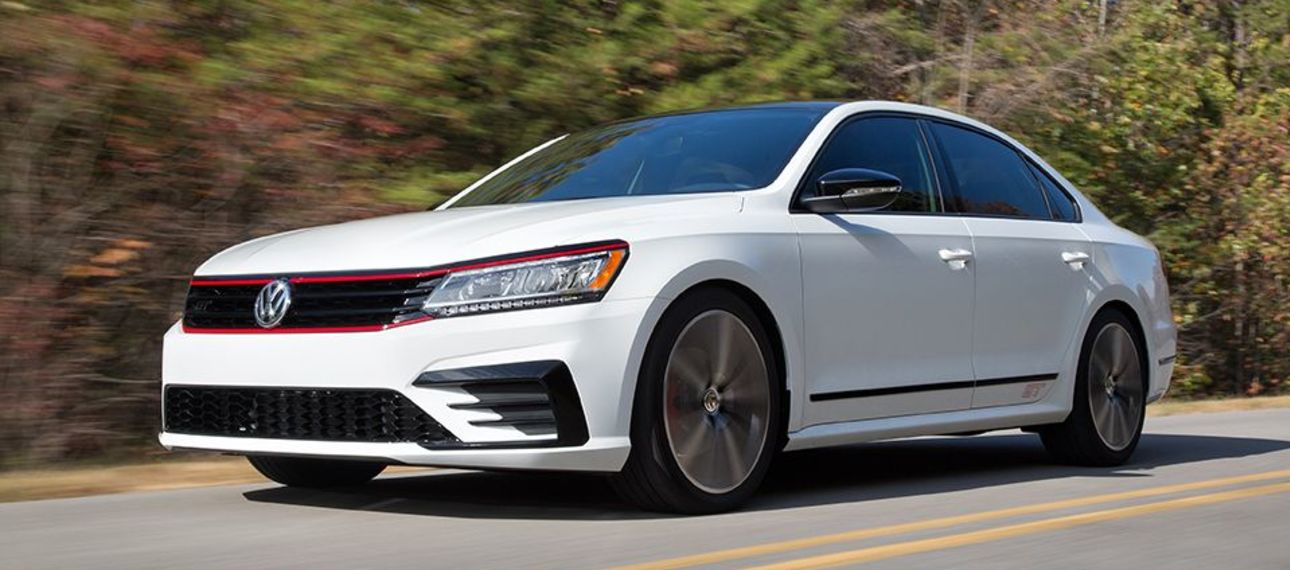 Volkswagen показала прототип «заряженной» версии Passat
