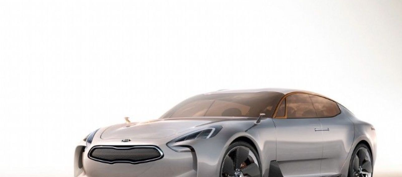 Заднеприводный купеобразный седан Kia «засветился» в Сети