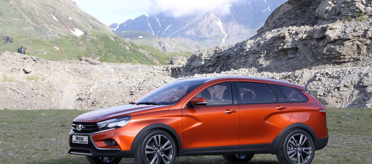«АвтоВАЗ» раскрыл время выхода универсала Lada Vesta