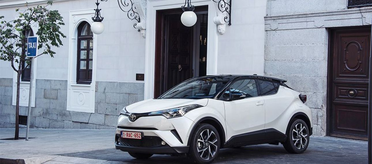 Россиянам предложат новый кроссовер Toyota CH-R