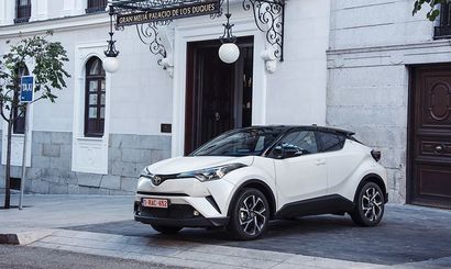 Россиянам предложат новый кроссовер Toyota CH-R