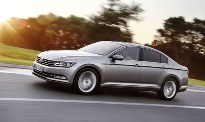 Volkswagen предлагает Passat в новом исполнении Life