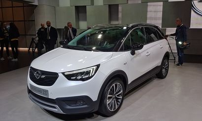 В Женеве показали новый «паркетник» Opel Crossland X