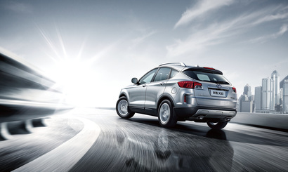 На рынок РФ поступил китайский кроссовер FAW Besturn X80