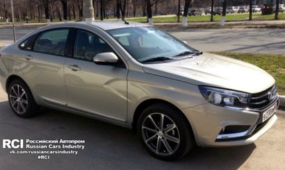В Сети «засветилась» самая дорогая Lada Vesta
