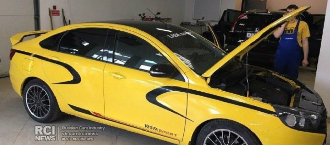 В Сети появились снимки самой мощной Lada Vesta