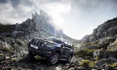 До России добрался новый Toyota Land Cruiser Prado