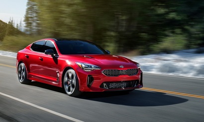 В Kia озвучили цену базового Stinger