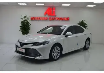 Toyota Camry Вид 1