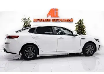 Kia Optima Вид 2