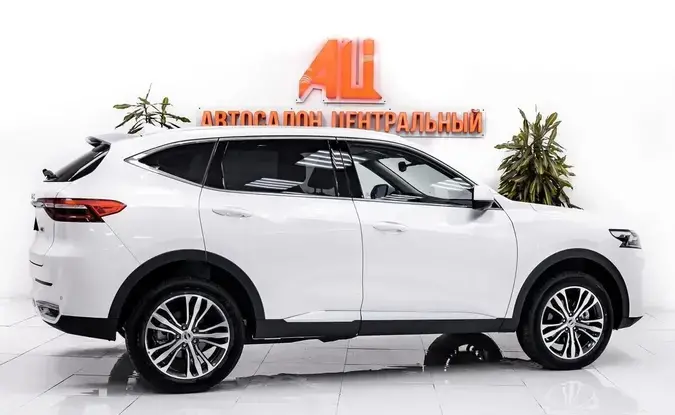 Haval F7