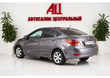 Hyundai Solaris Вид 4