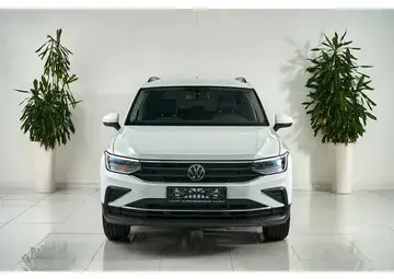 Volkswagen Tiguan Вид 2