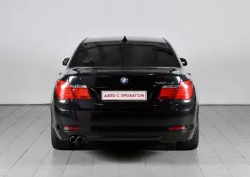 BMW 7 серии Вид 5