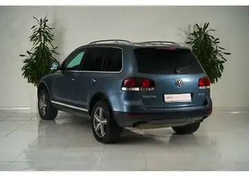 Volkswagen Touareg Вид 4