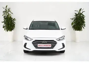 Hyundai Elantra Вид 2