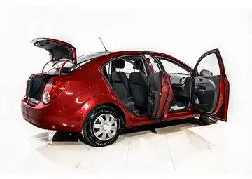 Chevrolet Aveo Вид 5