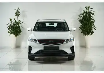 Geely Coolray Вид 2