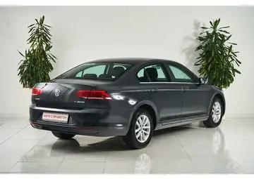 Volkswagen Passat Вид 5