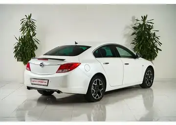Opel Insignia Вид 5
