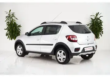 Renault Sandero Вид 4