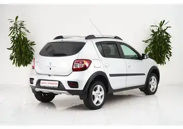 Renault Sandero Вид 5