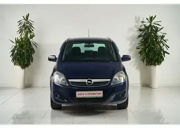 Opel Zafira Вид 2