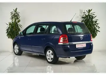 Opel Zafira Вид 4