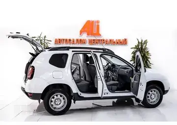 Renault Sandero Вид 5