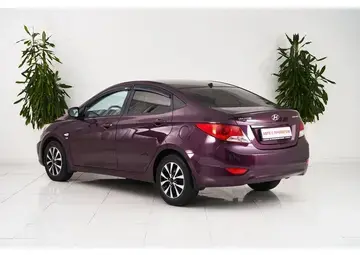 Hyundai Solaris Вид 4