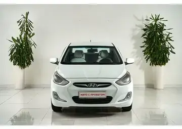 Hyundai Solaris Вид 2