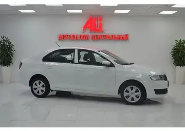 Skoda Rapid Вид 2