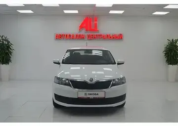 Skoda Rapid Вид 3
