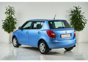 Skoda Fabia Вид 4