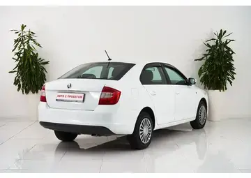 Skoda Rapid Вид 5