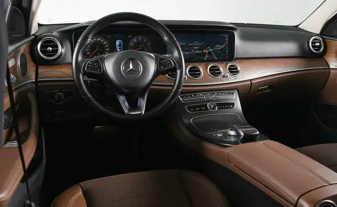 Mercedes benz E-Класс