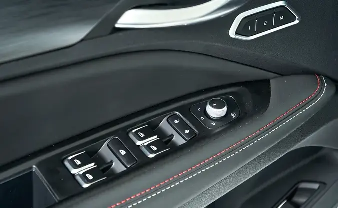 Geely Tugella