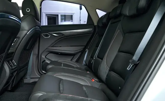 Geely Tugella
