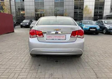 Chevrolet Cruze Вид 4