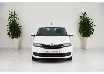 Skoda Rapid Вид 2