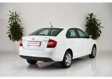 Skoda Rapid Вид 5
