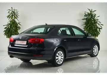 Volkswagen Jetta Вид 5