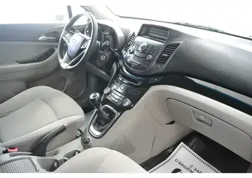 Chevrolet Orlando Вид 5