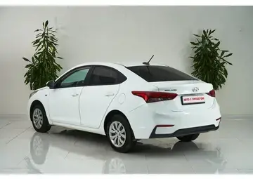 Hyundai Solaris Вид 4